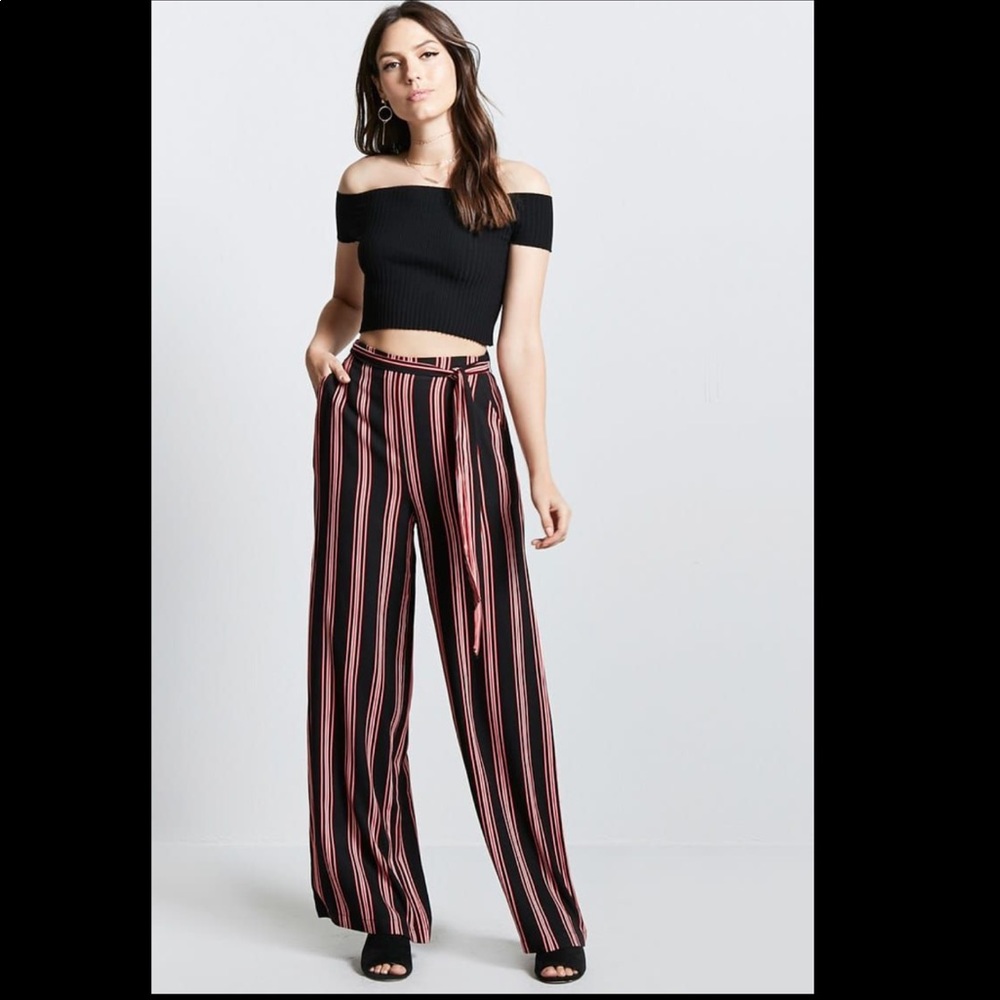 Forever 21 Trousers Pants Contemporary Wide Leg Striped Black Red Size Small